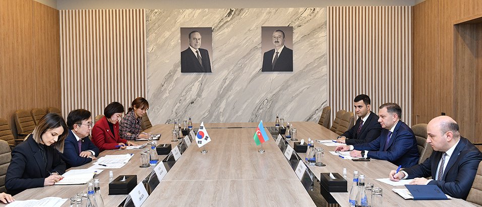 Deputy Minister Samir Mammadov Meets Korean Delegation